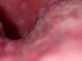 Uvula Play: Deep Mouth Close?up