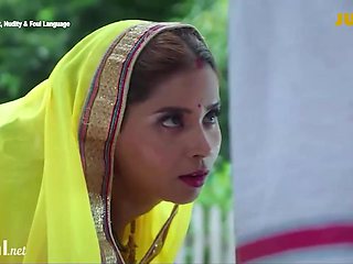 Indian beauty captivates with daring family passion in thrilling massive play