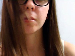 Cute amateur brunette naughty in solo jerking show on camera