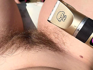 Amateur Cuteblnde666 Hairy Pussy & Legs Shaving Closeup Outdoor