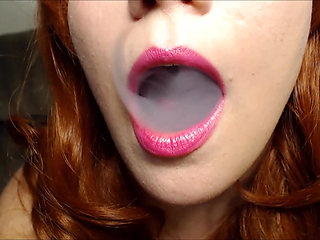 Smoking Redhead (wmv)