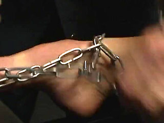 Hardcore bdsm sex clip: Pussy masturbation using vibrator