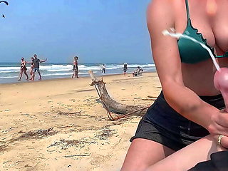 Public Beach Handjob: MILF Jane R Makes Me Cum in Front of Everyone