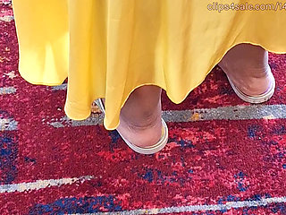 My Stepmama's Travel BFF Got Big Juicy Meaty Feet