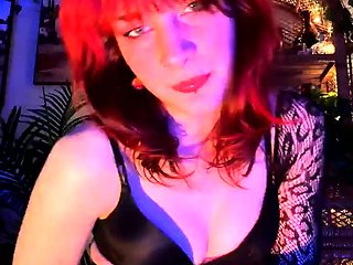 Amateur RedHead Sex Show on WebCam iveCamGirls