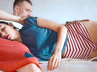 Gorgeous amateur teen fingering