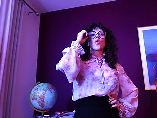 My Teacher Is a Vampire: the Seduction