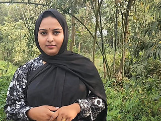 Bangladeshi Couple First Time Sex - Part 01 with Blowjob and Cum in Mouth