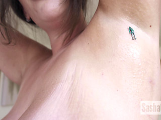 Infinitely Smaller - Giantess' Shrinking Toy