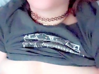 Amateur tennis player exposes her big boobs
