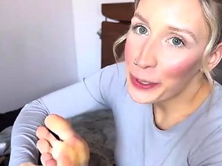 Black Amateur Explore Hot Foot Fetish