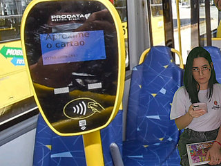 Female student can't resist the cock she saw on the public bus