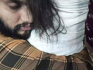 Kerala Desi Couple Hot First Night - Saree Removal, Boobs Sucking & Pussy Licking