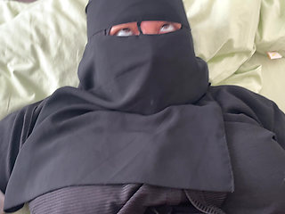 Oh my God, I had sex with a babe Arab woman wearing a hijab and sexy sheer socks.
