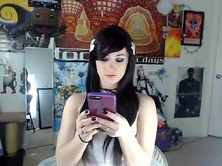 Amateur Webcam Teen Masturbates And Teases