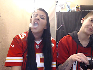 Smoking out my lesbian gf