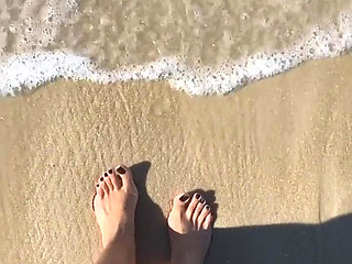 I Love the Sea and the Sun so Hard