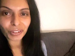 Brunette Solo Webcam Masturbation