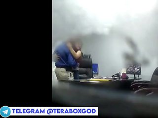 Indian Manager Affair With Employee:Boobs Pressed, Sucking and Handjob