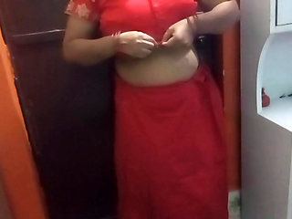 Beautiful Indian Bhabhi Having Romantic