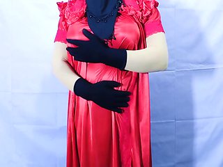 Bangladeshi Beautiful Hot Housewife Having Sex And Dancing Inside The Room