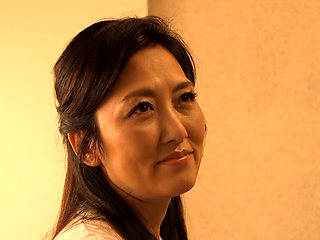 A181F04 A close-knit couple. Recalling their pre-marriage moments, reaffirming their love through sticky, intimate sex! A mature couple's enjoyable sex!