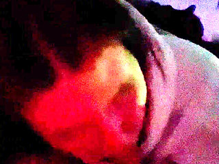 18 Year Old Sucks at Night