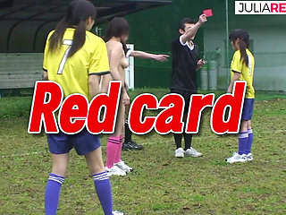 Slut moans as she gets fingered before a hard fuck by two huge cocks