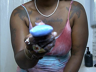 Stepmama Finds Your Soap Porn