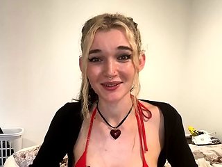 Close up MiLF getting it in the ass