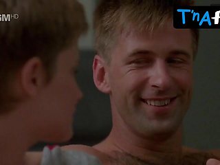 Jennifer Jason Leigh Ass, Mammories Vignette in Miami Blues