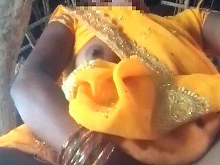 Bhabhi Is Showing Her Pussy in Yellow Saree, I Inserted My Finger and Took Out Water
