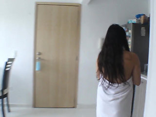 My Stepsister Squirts in the Kitchen, Porn in Spanish