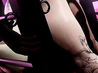 Thick Blonde Yakuza Girl Gets the Bondage Treatment