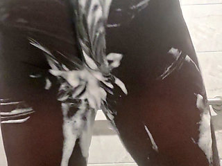 Washing my azz