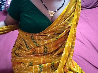 Landlord Aunty seduced a college boy to satisfy her desires
