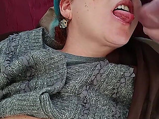 After a Walk, My Boyfriend Fucked Me and Ejaculated His Sperm Into My Mouth, and I Swallowed