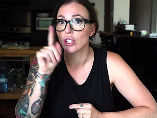 Cute amateur brunette naughty in solo jerking show on camera