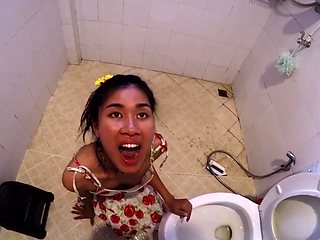 Fat ass amateur asian teen fucked on cam