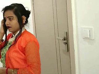 Hot makeup artist sunny leone about the actor fucking her