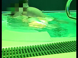 18yo Fan Spotted Me at the Public Spa and Filled Me up in the Hot Tub
