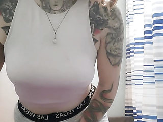 PEEING THROUGH MY GYM LEGGINGS DESPERATION