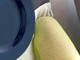 Dutch Throat Goat Teen Licks Seed Plate for Dessert