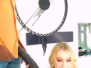 Exxxtra Small 4'8'' Haley Spades Takes on Massive 20 Inch BBC