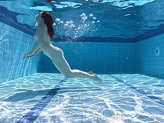 Swimming Fetish - Underwater Swimming Naked