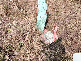 My sister-in-law and I went to cut fodder in the forest, sister-in-law opened all the clothes and became naked in front of me, w