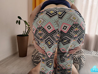 My stepsister is an experienced squirter with a big ass