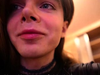 Young amateur teen in solo masturbation getting kinky