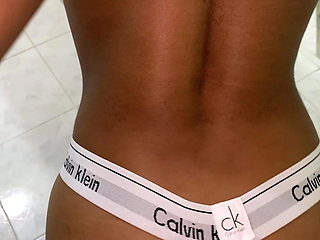 Neighbor Cleans the Fridge and I End up Fucking Her What a Delicious Ass She Has