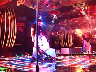 Double Penetratrion on the Club Stage for This Italian Slut